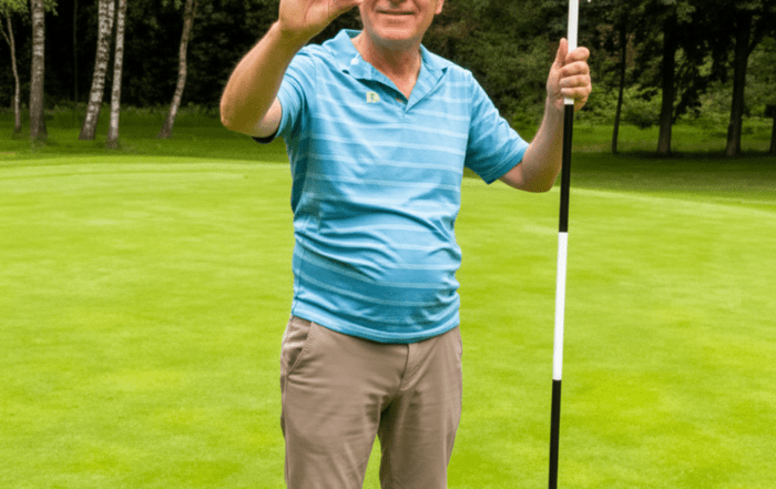 henrik barfoed efter hans hole in one på Gyttegård
